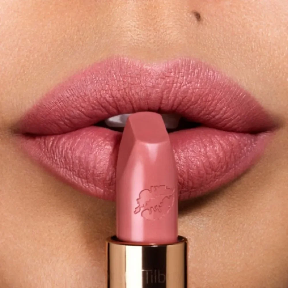 Charlotte Tilbury Matte Revolution Hot Lips Kidman’s Kiss Rose Pink Lipstick